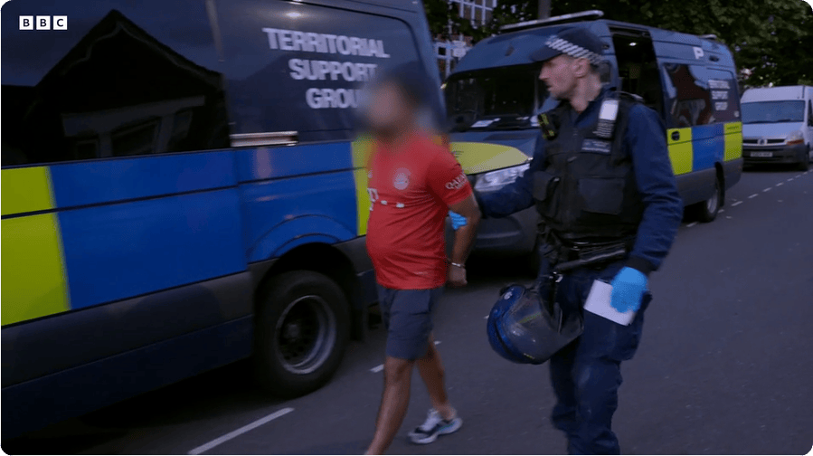 凯特患癌竟因辉瑞疫苗？伦敦4万被盗手机直飞香港<strong></p>
<p>中国投资</strong>，比贩毒暴利产业链曝光…