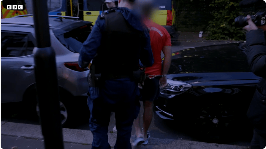 凯特患癌竟因辉瑞疫苗？伦敦4万被盗手机直飞香港<strong></p>
<p>中国投资</strong>，比贩毒暴利产业链曝光…