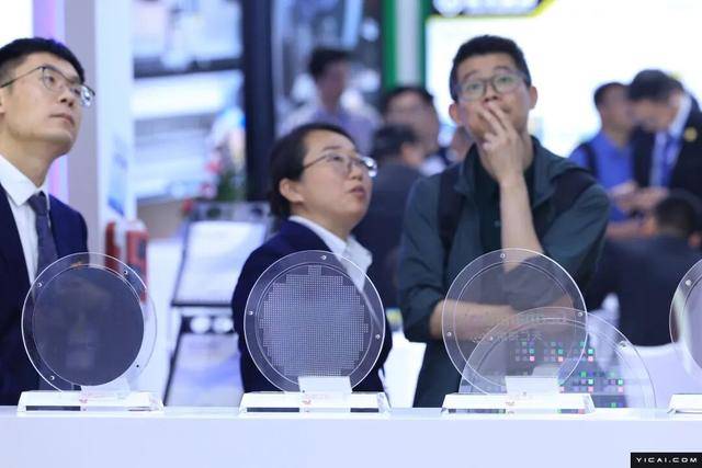 安世半导体外籍高管们发难<strong></p>
<p>世界电影之旅</strong>，要求闻泰科技让出控股权，闻泰科技最新声明→