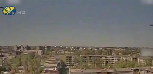 俄乌在波克罗夫斯克爆发激烈巷战<strong></p>
<p>蔡徐坤</strong>，据报一线官兵存活时间仅数天