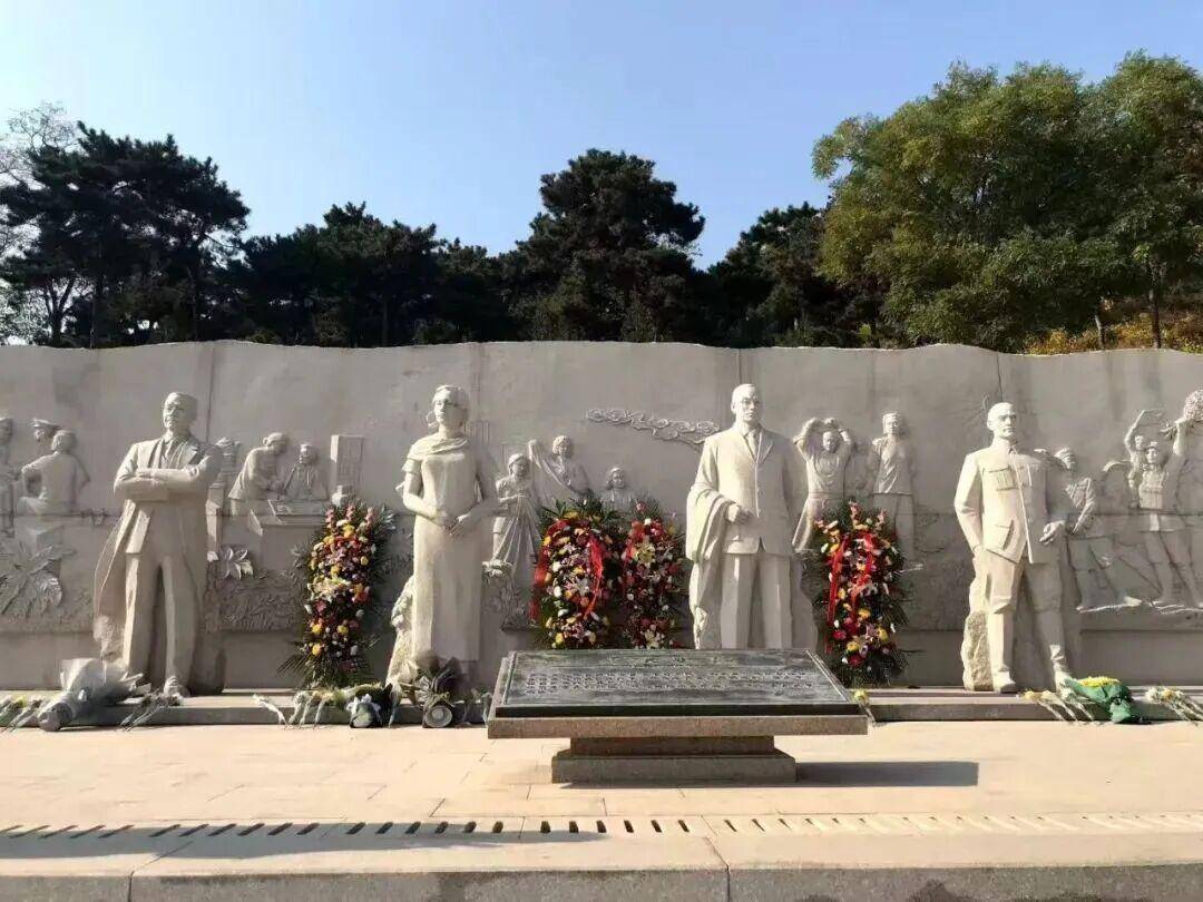 《沉默的荣耀》总编剧人民日报撰文：能感动我们<strong></p>
<p>新闻资讯</strong>，也一定能打动观众