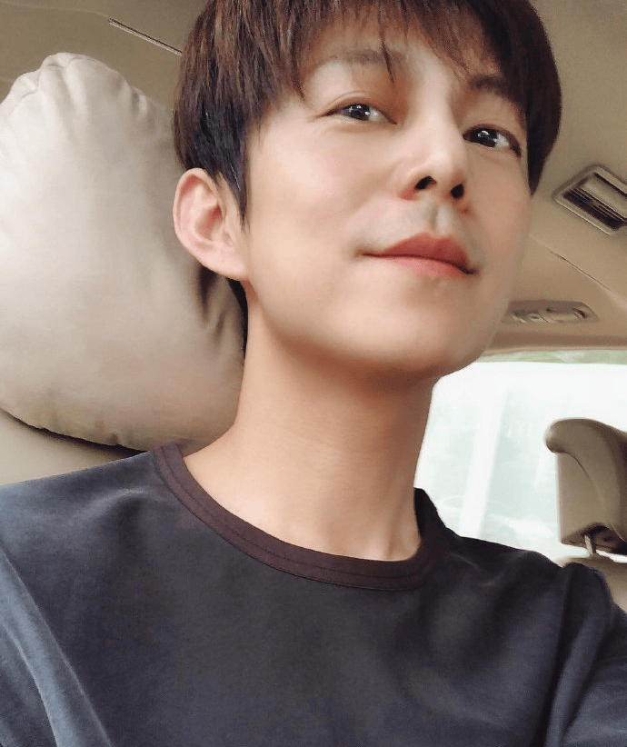 51岁何炅坦言：精力大不如前<strong></p>
<p>新闻资讯</strong>，我现在特别痛苦，又近视又老花