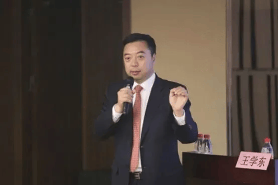 中纪委发布8人被查<strong></p>
<p>林俊杰资讯台微博新浪</strong>，有“内鬼”主动投案