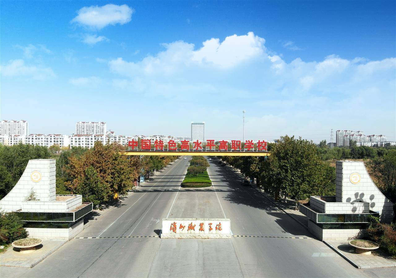 滨州一高校400余人次因呕吐腹泻就诊，有病例粪便被检出诺如病毒，学生：班上一半的人腹泻，上厕所得排队