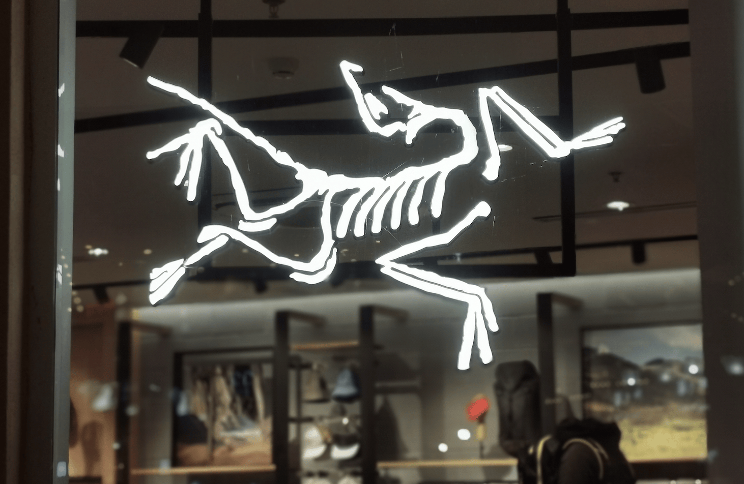 “烟花秀”之后<strong></p>
<p>张店卓创资讯怎么样</strong>，始祖鸟大中华区总经理佘移峰离职