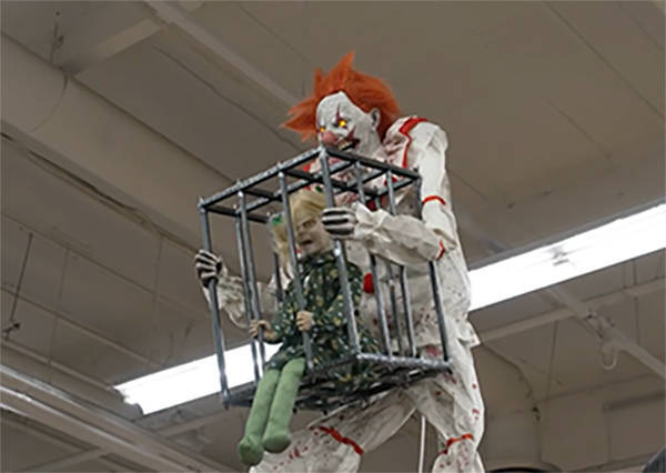 美国人正度过一个“没了中国货、最恐怖”的万圣节<strong></p>
<p>灵通资讯招聘</strong>，白宫发言人却仍嘴硬