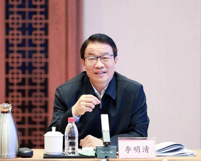 中央批准<strong></p>
<p>灵通资讯招聘</strong>，陈新武、张伟履新职