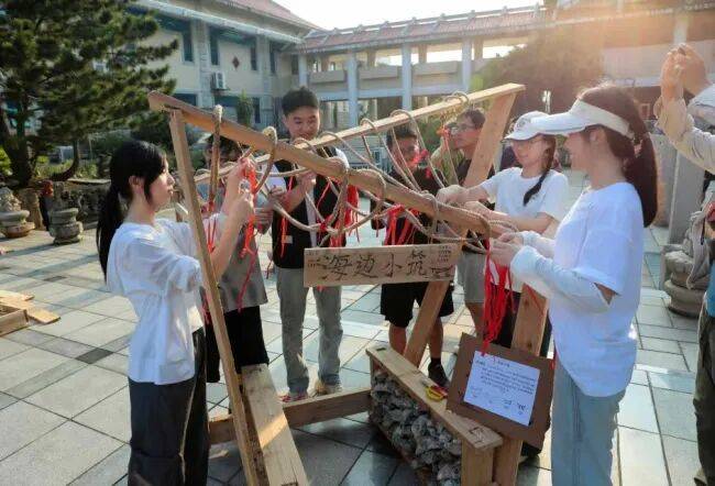 台湾人<strong></p>
<p>灵通资讯招聘</strong>，难道不是中国人？