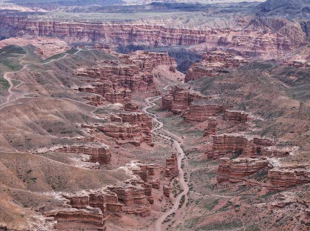 青年说 | 到中亚<strong></p>
<p>电商资讯平台</strong>，奔赴一场激动人心的“探秘”