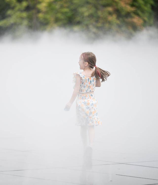 青年说 | 到中亚<strong></p>
<p>电商资讯平台</strong>，奔赴一场激动人心的“探秘”