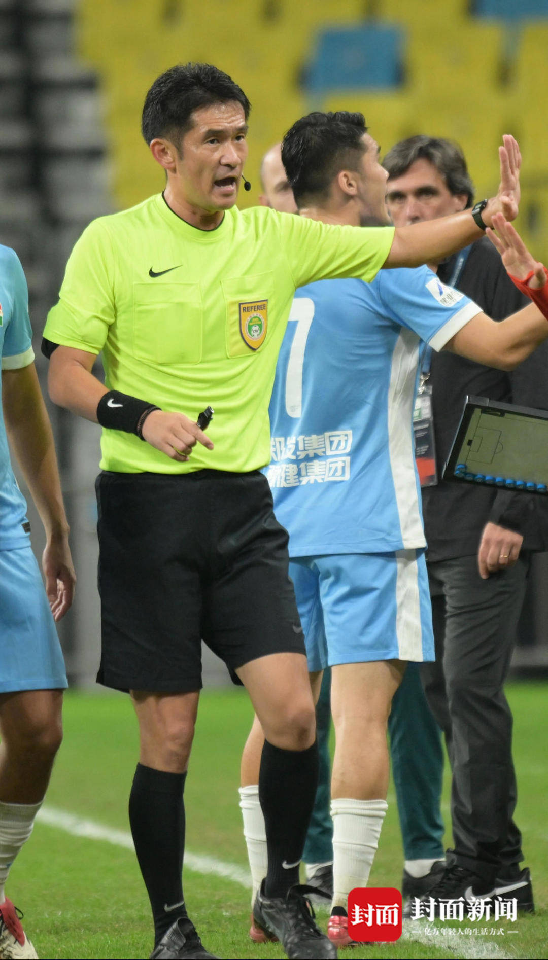 足协认定误判<strong></p>
<p>下载一点资讯到桌面</strong>！成都蓉城因裁判两次争议判罚中超争冠梦碎