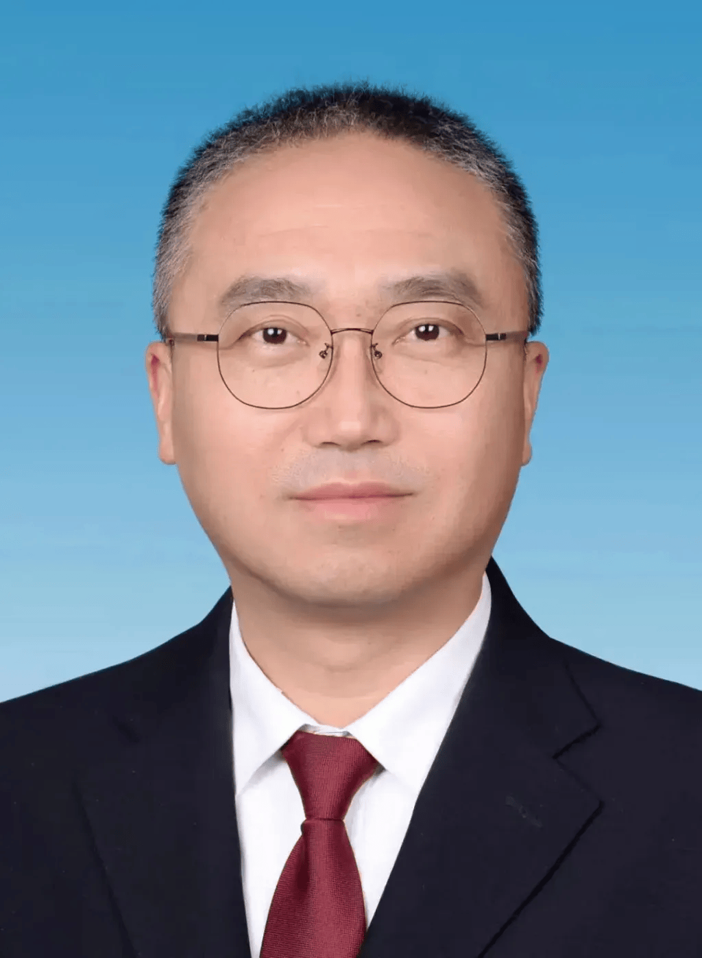 多名省级党委秘书长调整<strong></p>
<p>下载一点资讯到桌面</strong>，4人跨省履新