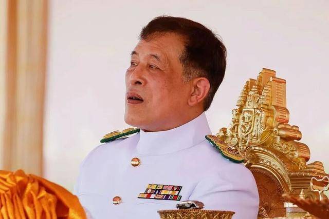 连续有两位国王访华<strong></p>
<p>下载一点资讯到桌面</strong>，其中一位是建交以来首访，证明了什么？