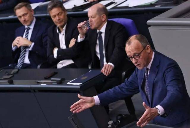 连续有两位国王访华<strong></p>
<p>下载一点资讯到桌面</strong>，其中一位是建交以来首访，证明了什么？