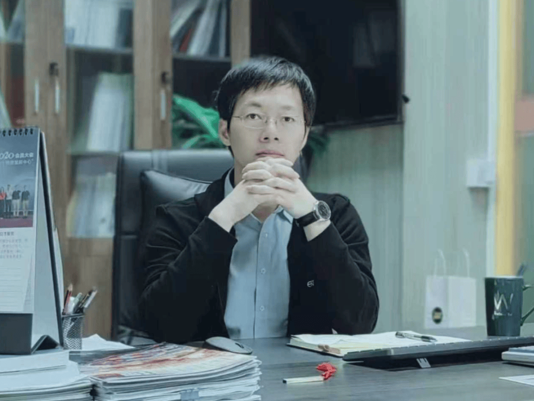 认真学习贯彻党的二十届四中全会精神<strong></p>
<p>下载一点资讯到桌面</strong>！来听听他们怎么说