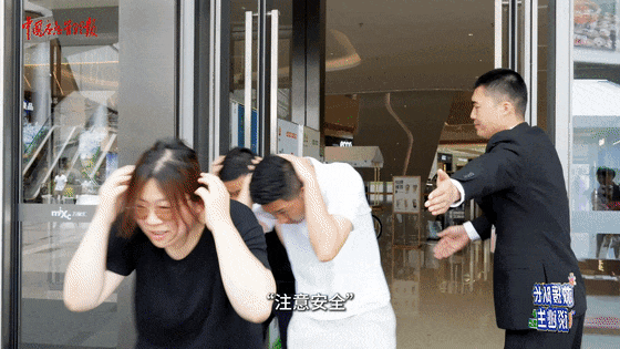 致16死39伤！遇难者全部集中在5层<strong></p>
<p>灵通资讯电子版手机版</strong>，火灾细节披露→