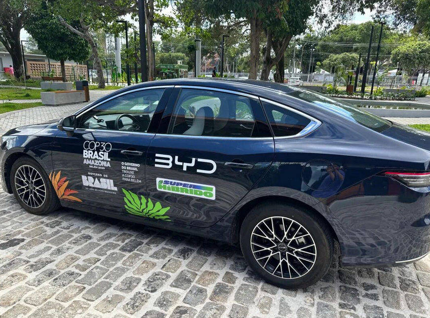 英国官员开嘲：用不了多久<strong></p>
<p>凤凰网资讯台在线直播</strong>，美国州长得排队求着中国去…