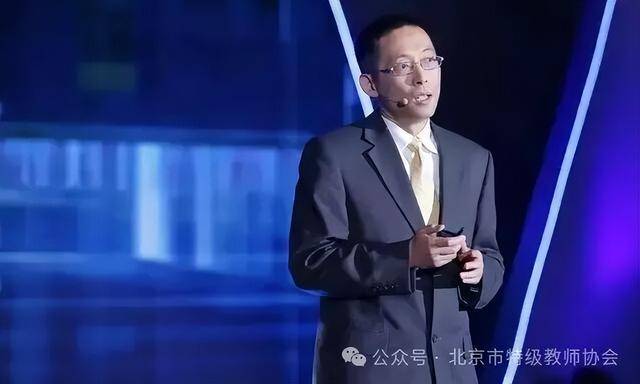 施一公：无论什么学科<strong></p>
<p>网资讯</strong>，物理、工程、生物、文科，我认为最不重要的是智商！