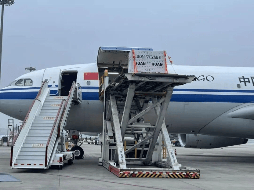 马克龙一路追着它俩<strong></p>
<p>点资讯</strong>，抢先一步要访华！