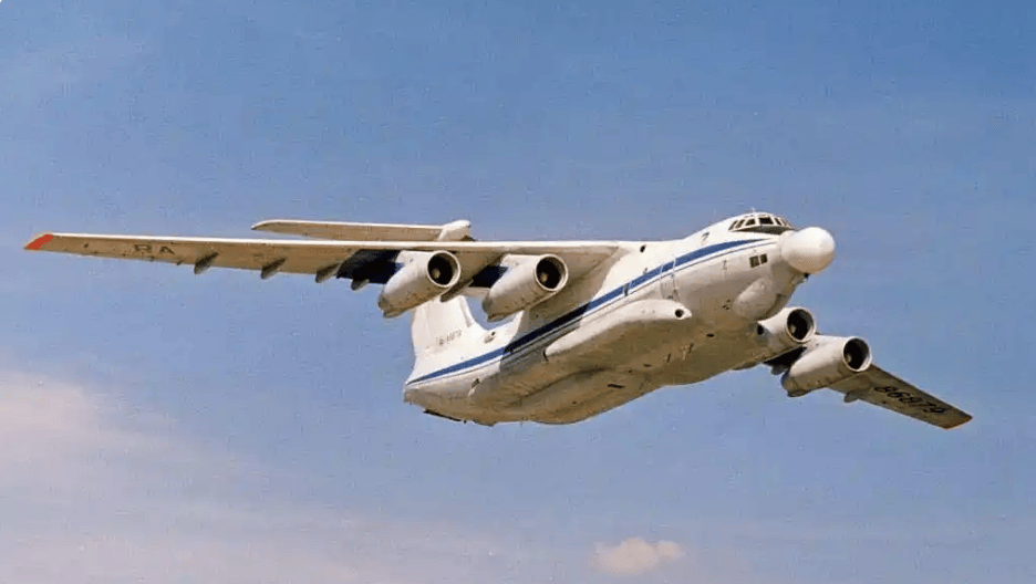 乌克兰发动夜间远程袭击<strong></p>
<p>资讯视频</strong>，俄罗斯唯一一架激光武器试验机被毁，预警指挥机测试机也遭破坏