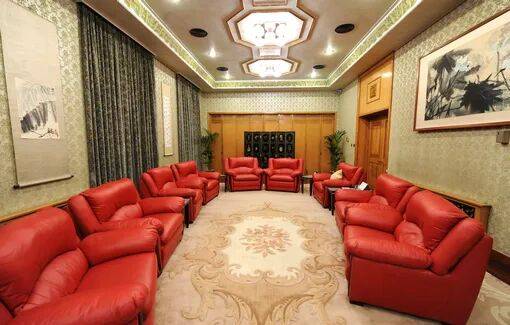 中方回应英方：强烈不满、坚决反对<strong></p>
<p>资讯视频</strong>！