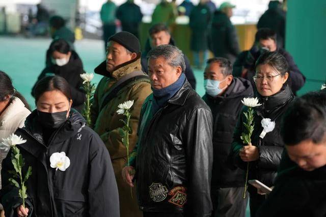 何晴之子追思：妈妈很喜欢雪<strong></p>
<p>app资讯</strong>，北京这场雪好像是为她而下