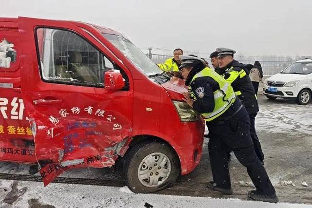 外交部发言人毛宁点赞山东德州交警<strong></p>
<p>app资讯</strong>！