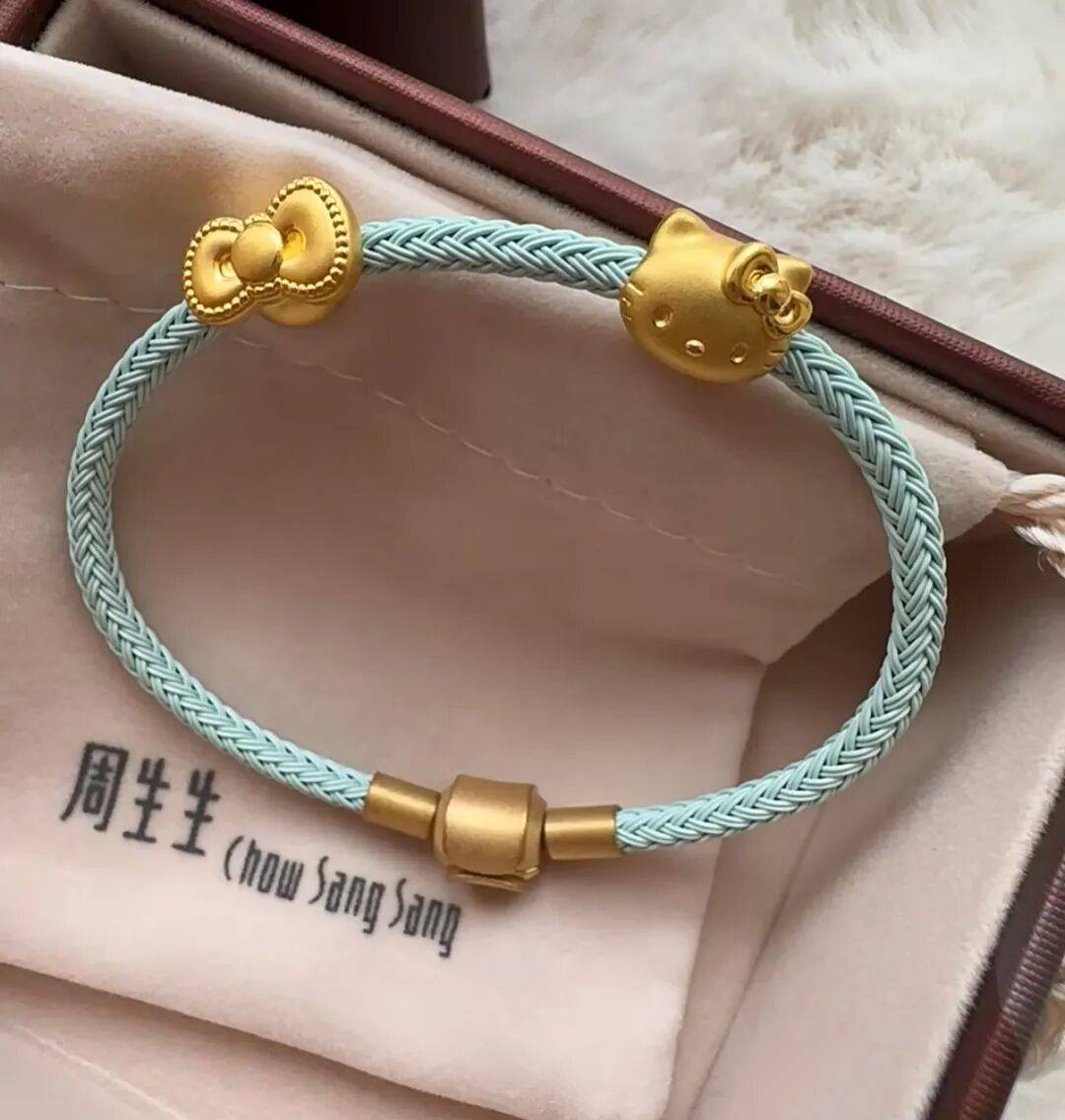 潮汕老板卖0.1克黄金<strong></p>
<p>app资讯</strong>，今年已进账62亿