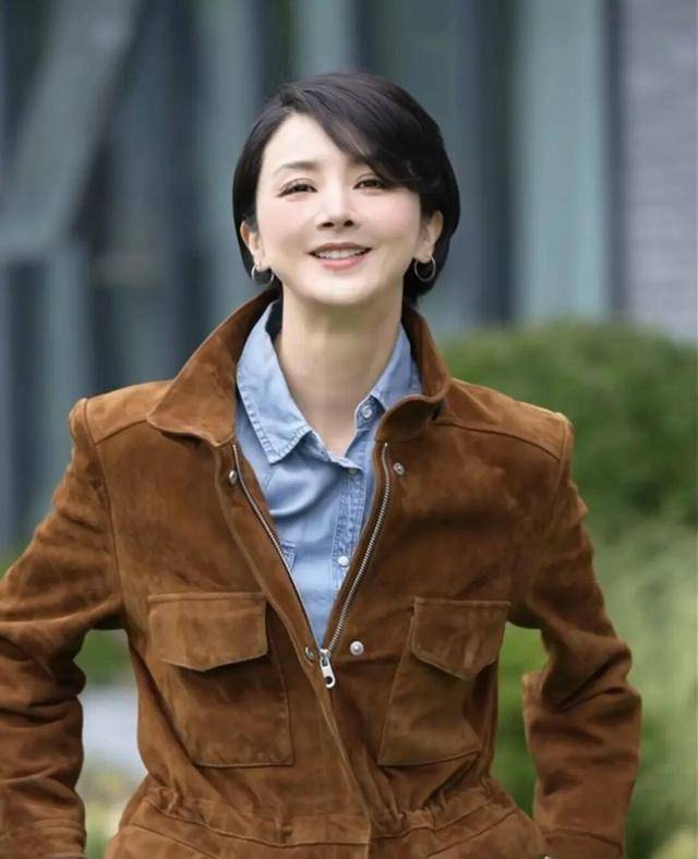 演员孙菲菲离婚<strong></p>
<p>资讯app</strong>，自述婚内不堪：前夫怀疑我跟各种男性有染，总说孩子不像他，拿到离婚判决那天如释重负