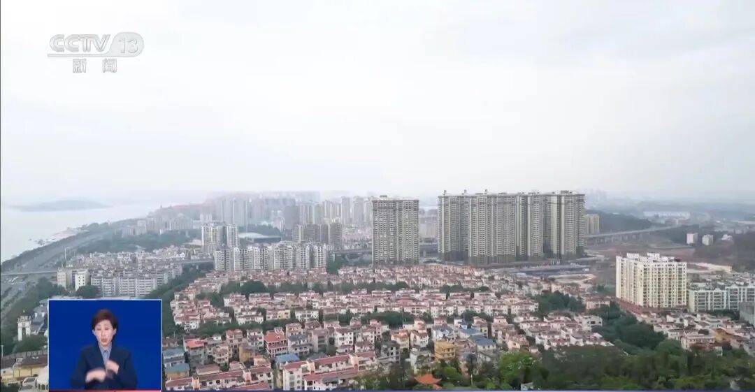 央视披露：男子在网吧厕所墙上看到“高薪日结5000-20000”广告<strong></p>
<p>公司资讯</strong>，即将出境时被警方拦下