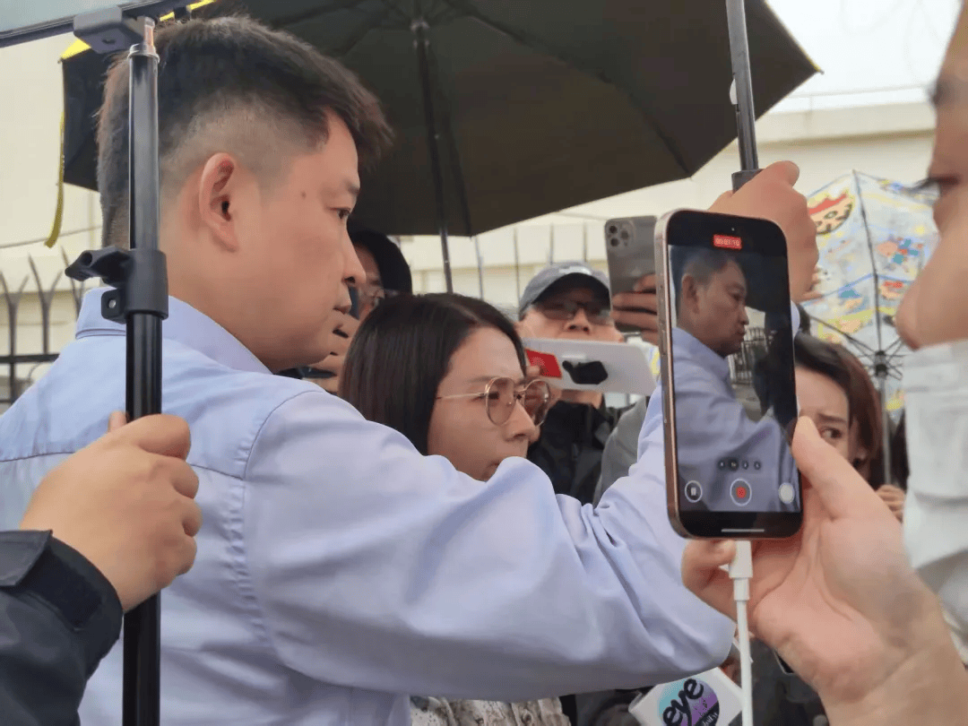 “性侵工伤认定”案当事人崔丽丽<strong></p>
<p>公司资讯</strong>，被正式评定为工伤十级伤残！录视频最新发声