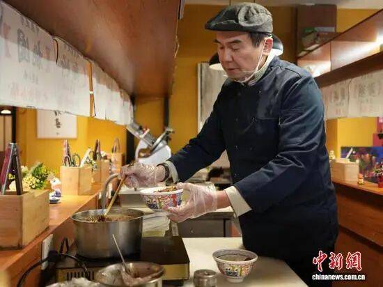 从卤肉饭到“月老墙” 台湾大伯伯的贵阳温情驿站