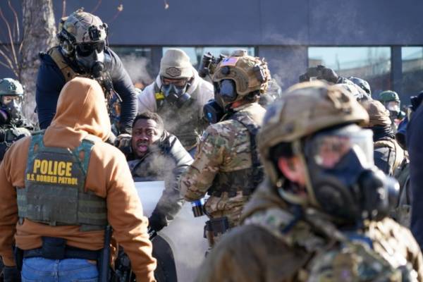 港媒记者:澳大利亚对中美态度反转<strong></p>
<p>上海资讯</strong>,中国受青睐,美国靠边