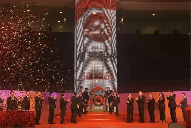 一代快运巨头退市<strong></p>
<p>本地资讯</strong>,彻底卖身京东:传奇落幕背后,物流行业又要变天了