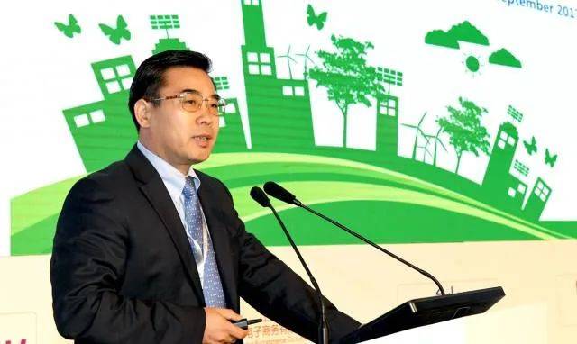 今年第20“虎”任上被查<strong></p>
<p>本地资讯</strong>!公安厅原厅长被公诉